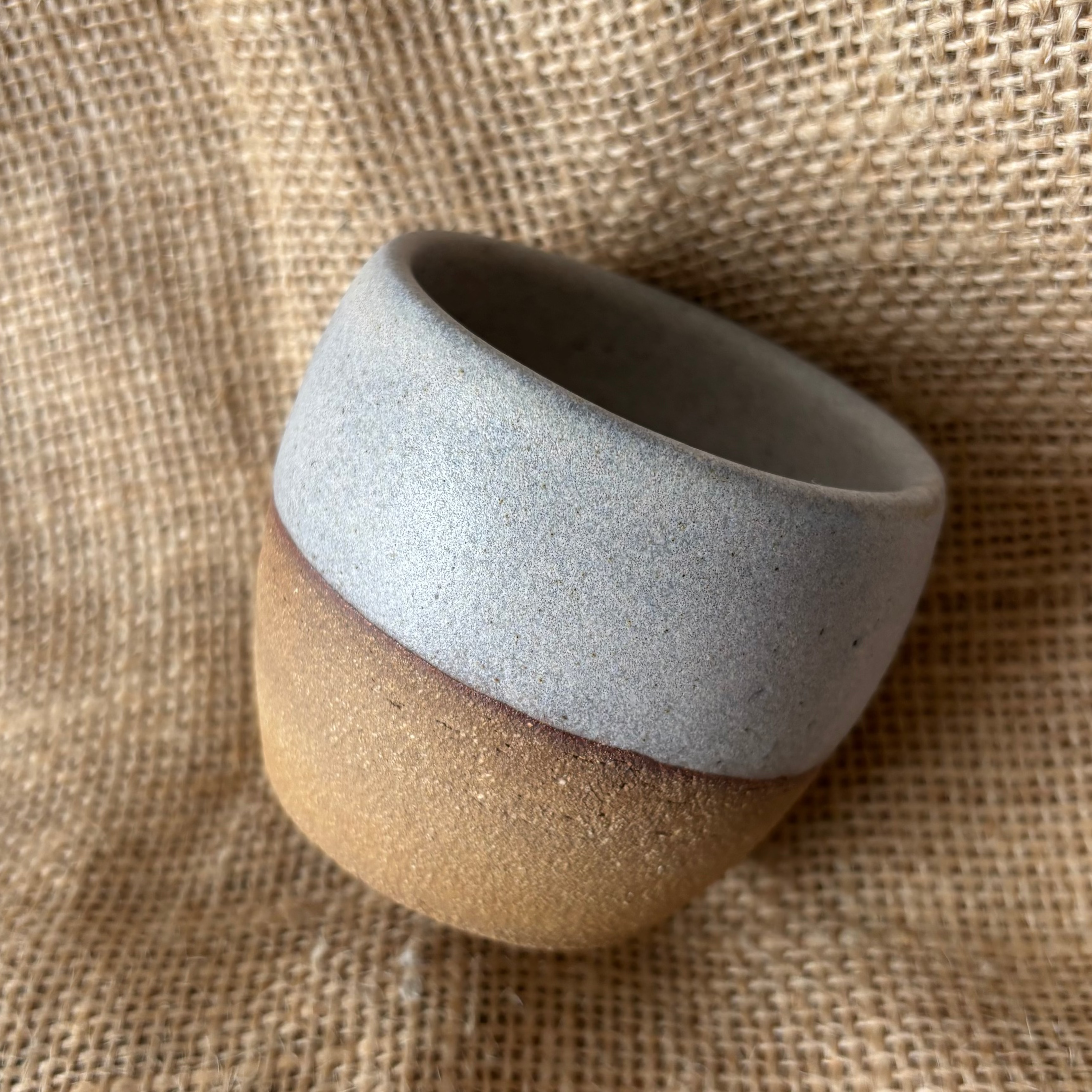 Rinkinys: espresso puodelis ir Brazil kava