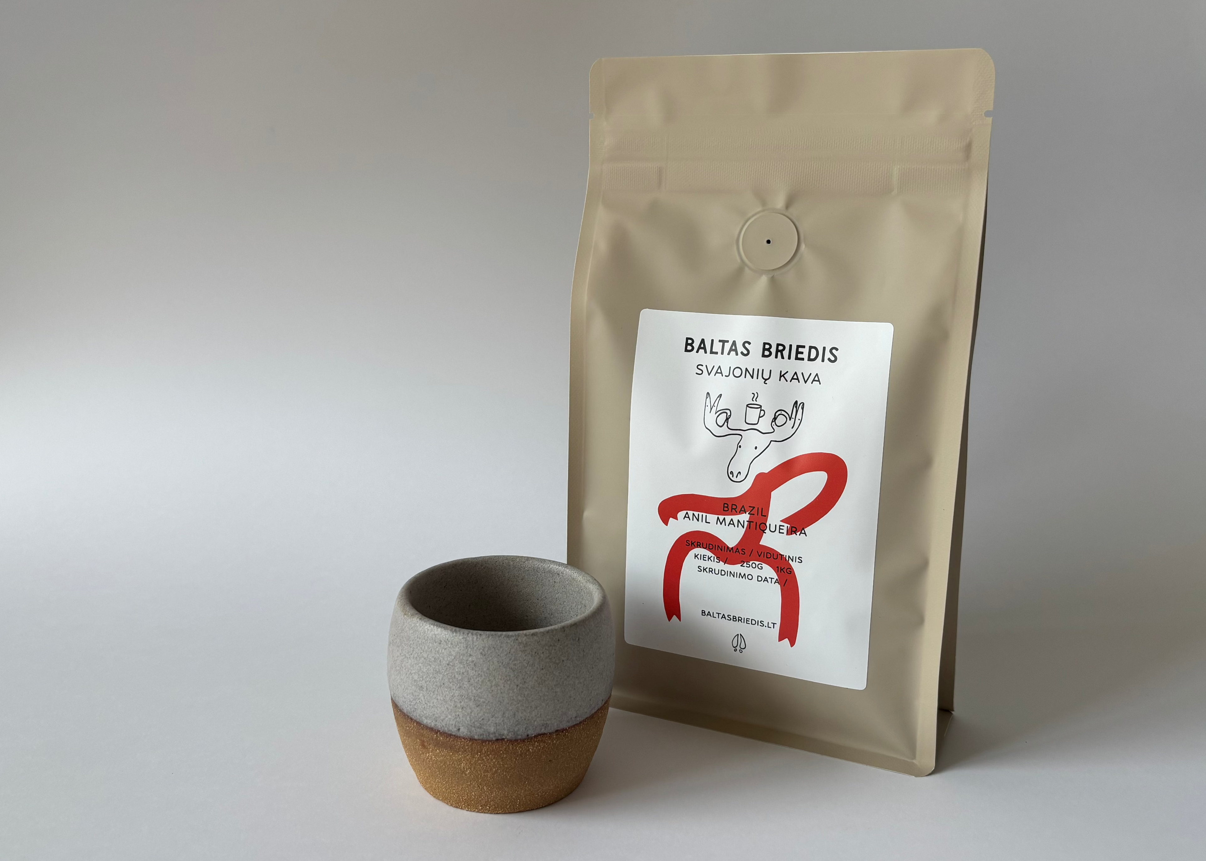 Rinkinys: espresso puodelis ir Brazil kava